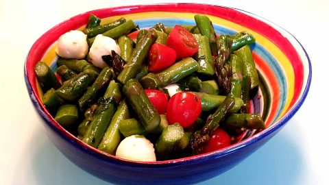 Asparagus salad