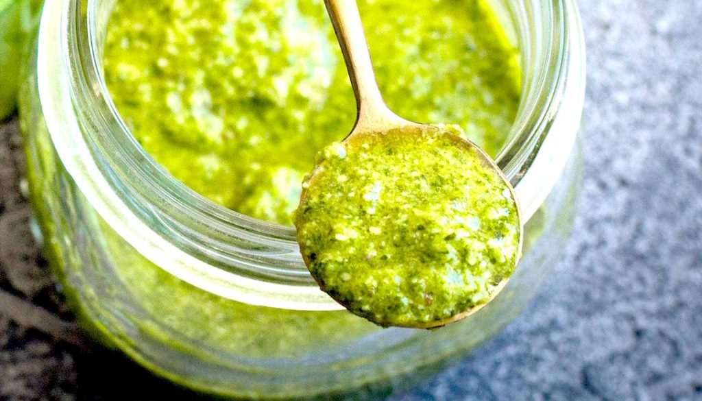 Zucchini Pesto - nach original italienischem Rezept