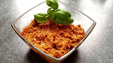 Sun dried tomato pesto