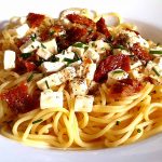 spaghetti mit getrockneten tomaten