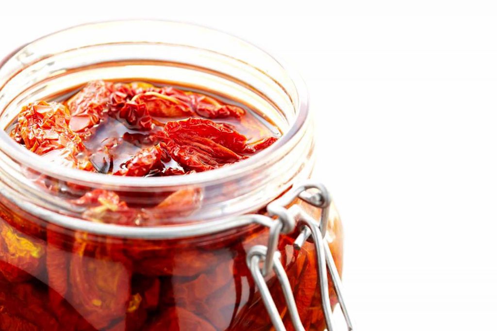 Sun dried tomatoes in oil