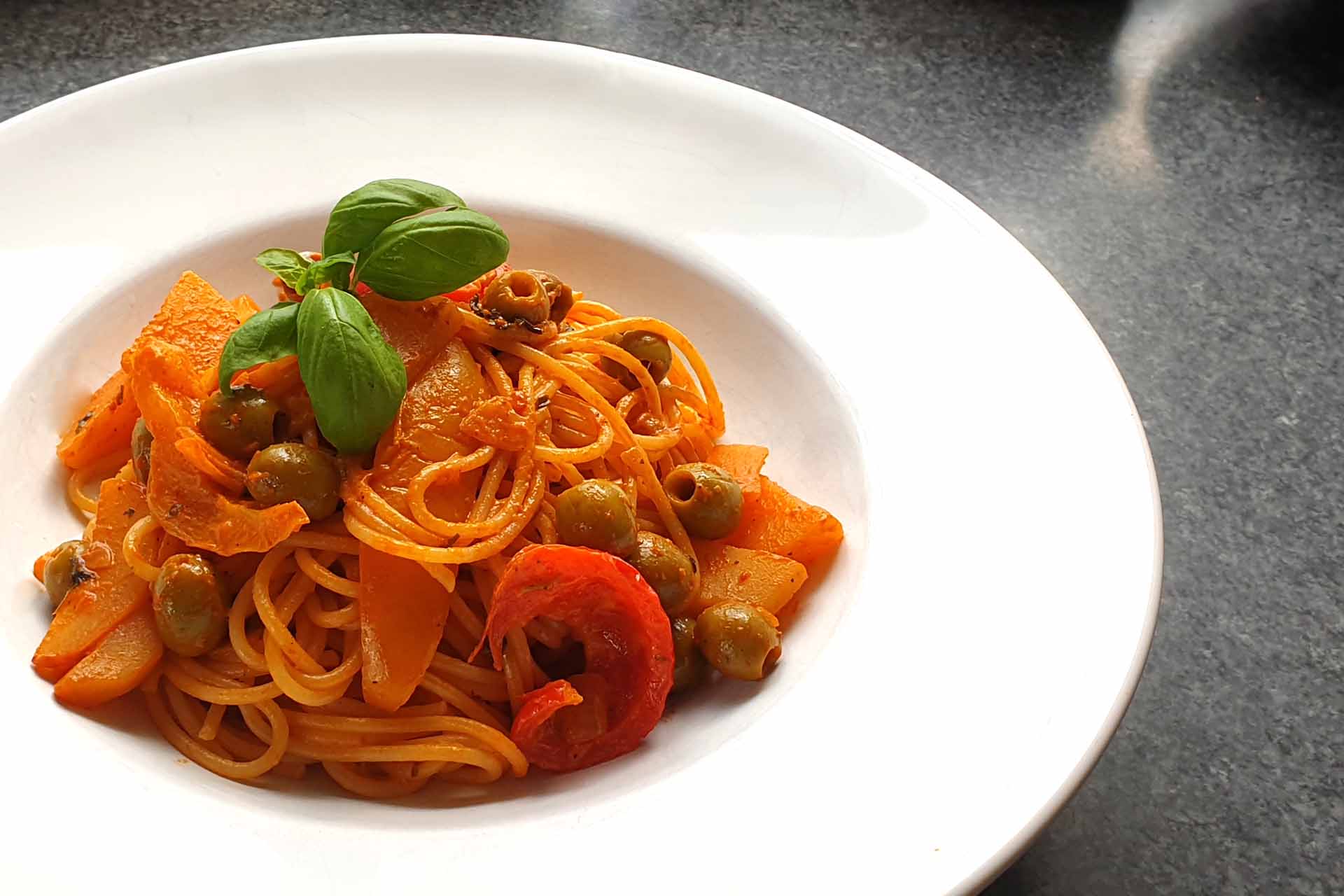 Pasta peperonata - nach original italienischem Rezept