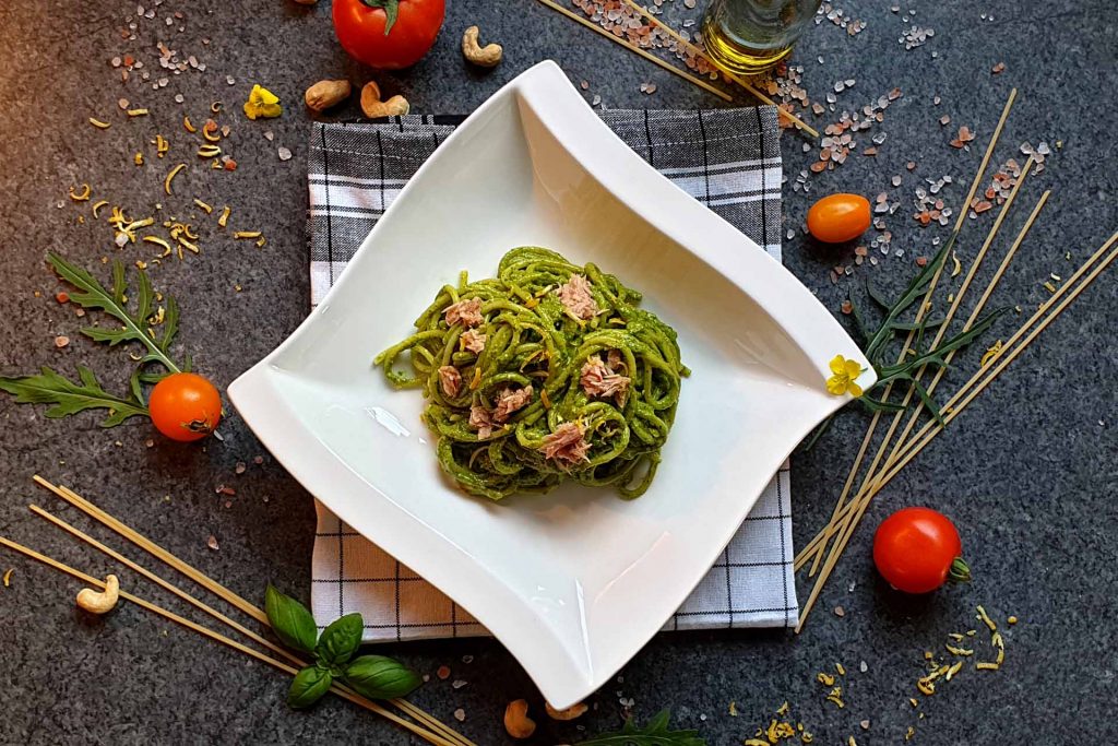 pasta with tuna and arugula pesto