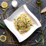 Pasta mit Lauch in cremiger Zitronen-Sahne-Soße