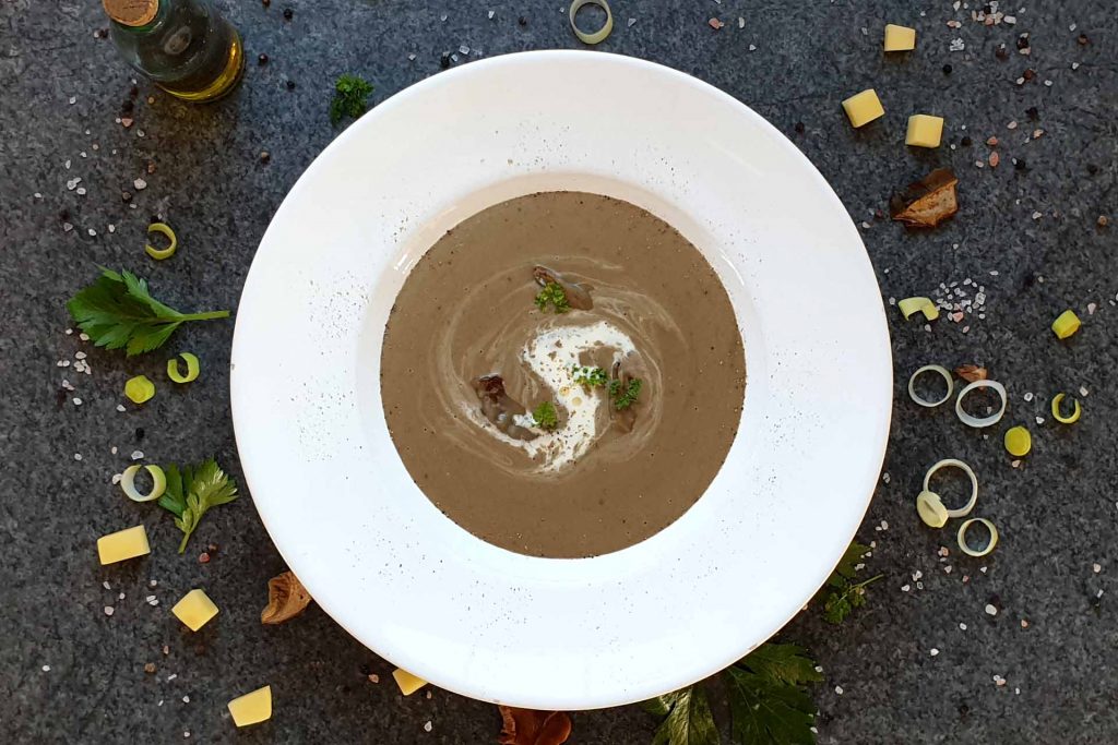 Cream of porcini mushroom soup