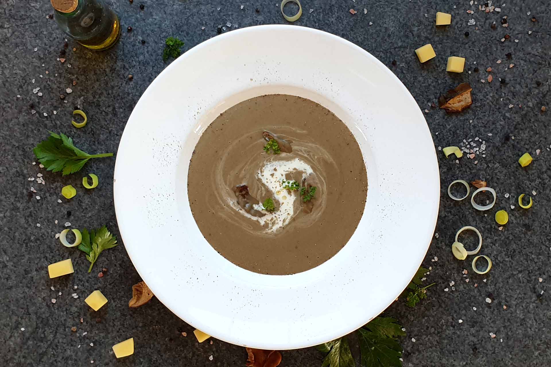 Cream of porcini mushroom soup