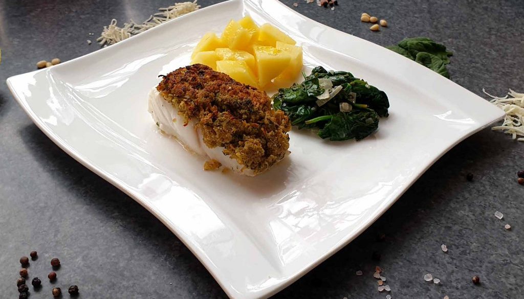 Kabeljau mit Meerrettichkruste, Blattspinat &amp; Salzkartoffeln