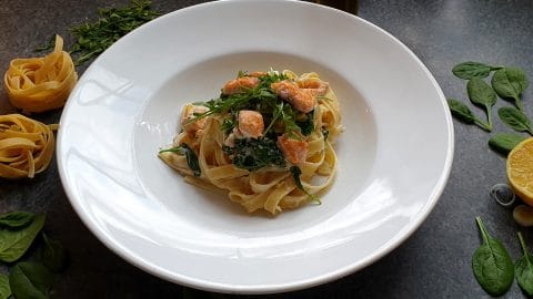 Tagliatelle with salmon and spinach