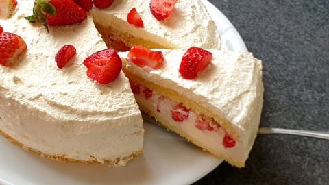 Strawberry ricotta cake