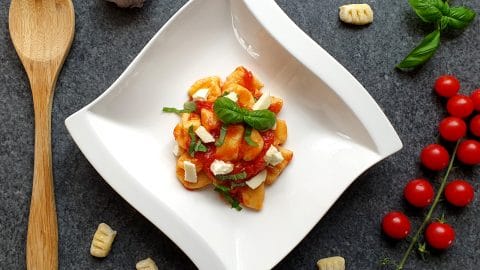 Gnocchi with tomato sauce and mozzarella