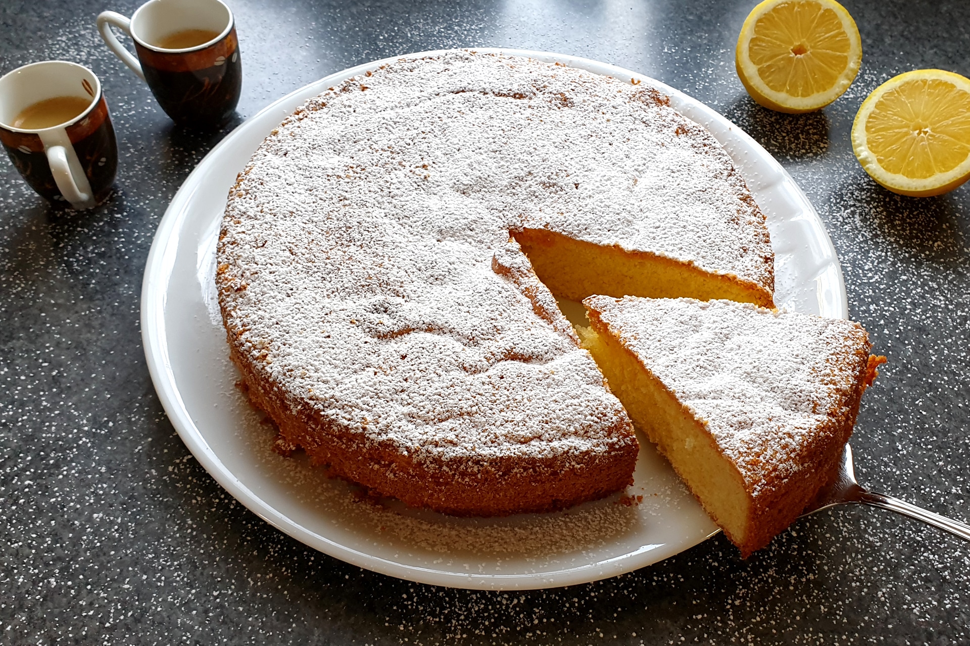 Lemon cake