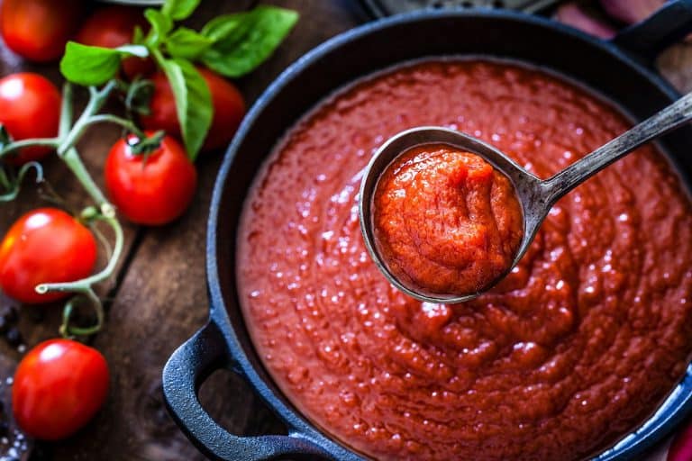 Tomatensoße aus frischen Tomaten - einfach und köstlich