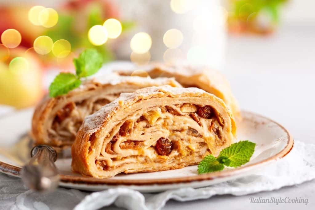 Südtiroler Apfelstrudel