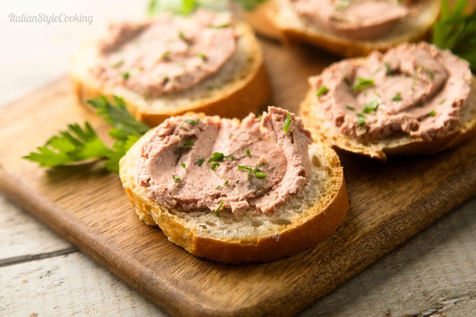 Lachsaufstrich mit Frischkäse - nach italienischem Rezept