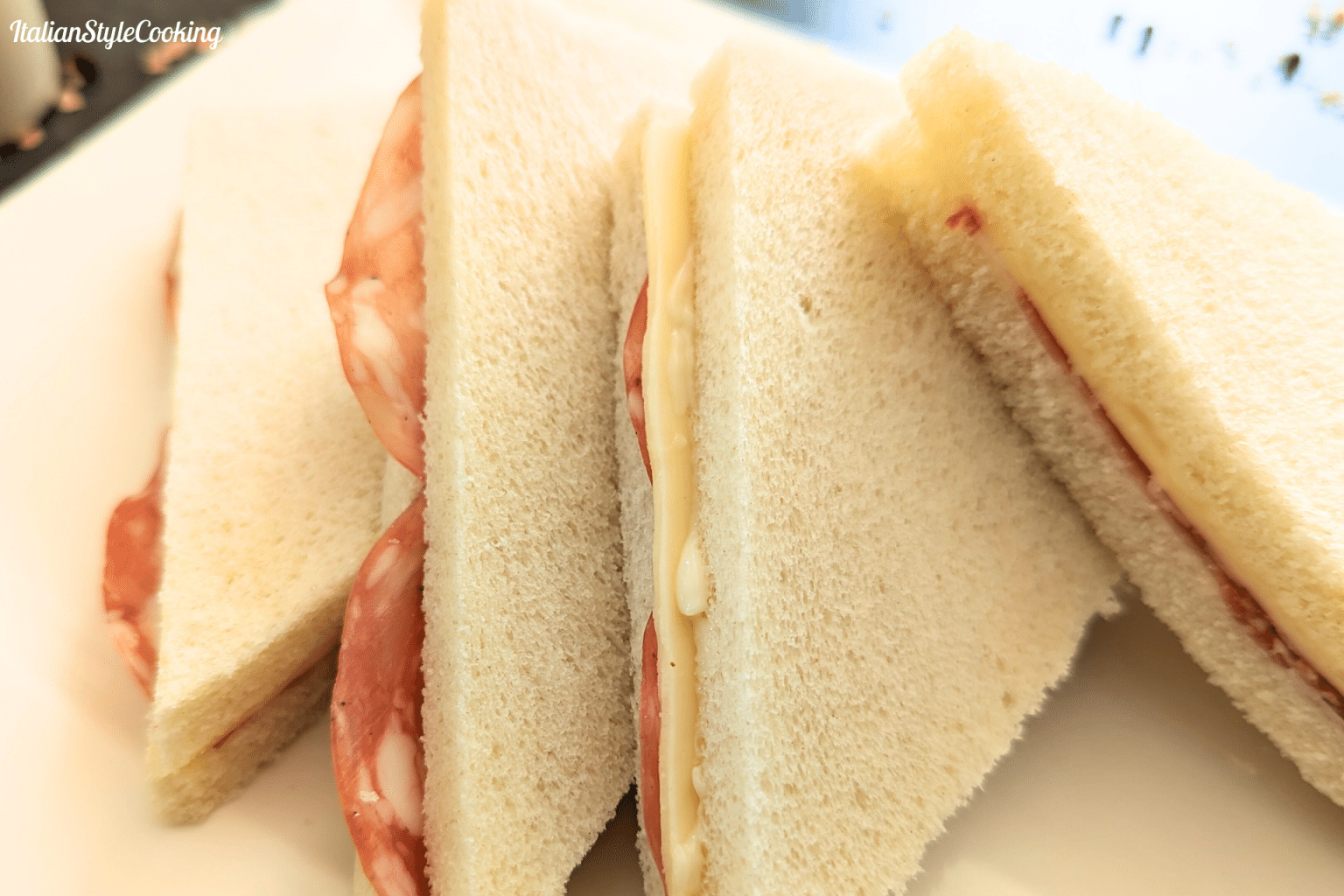 Tramezzini Rezepte – Italienische Sandwichklassiker Tramezzini Rezepte – Italienische Sandwichklassiker