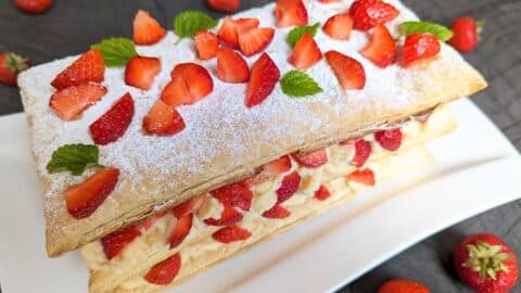 Millefoglie mit Erdbeeren