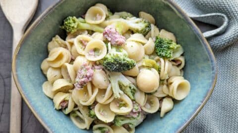 Orecchiette broccoli e salsiccia