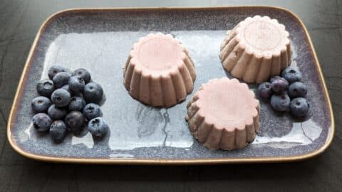 Blueberry panna cotta