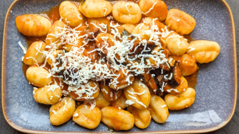 Gnocchi alla norma