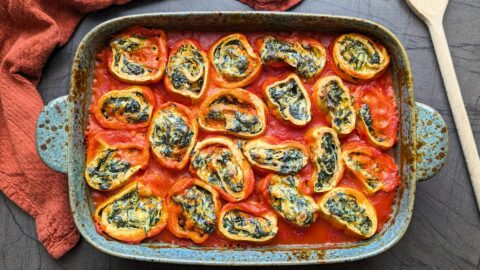 Spinach rolls Emilian style