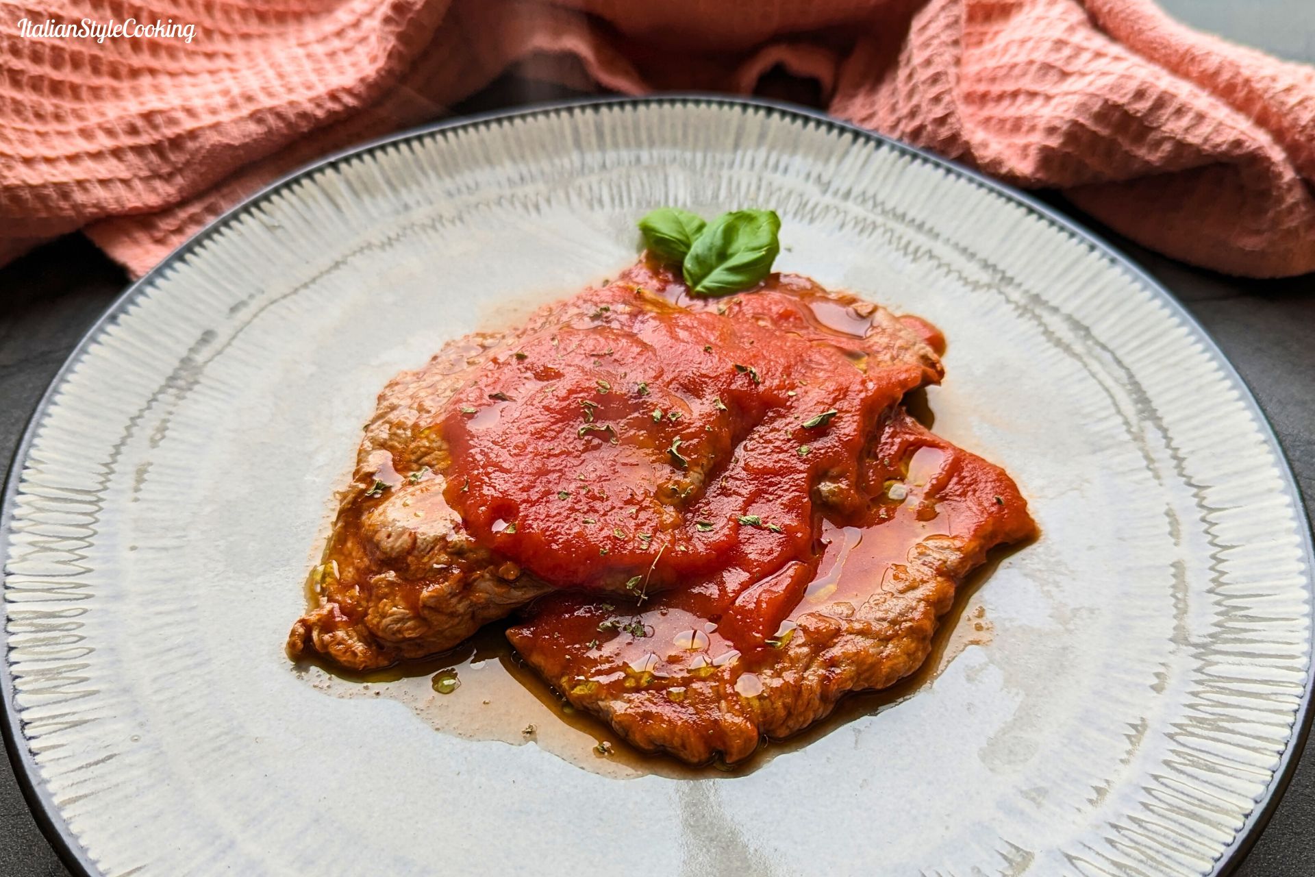 Carne alla pizzaiola