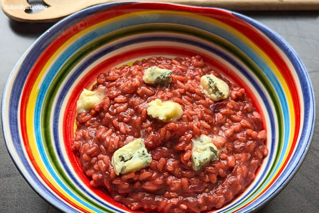 Rote Bete Risotto mit Gorgonzola